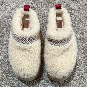 UGG Tasman Platform Slippers